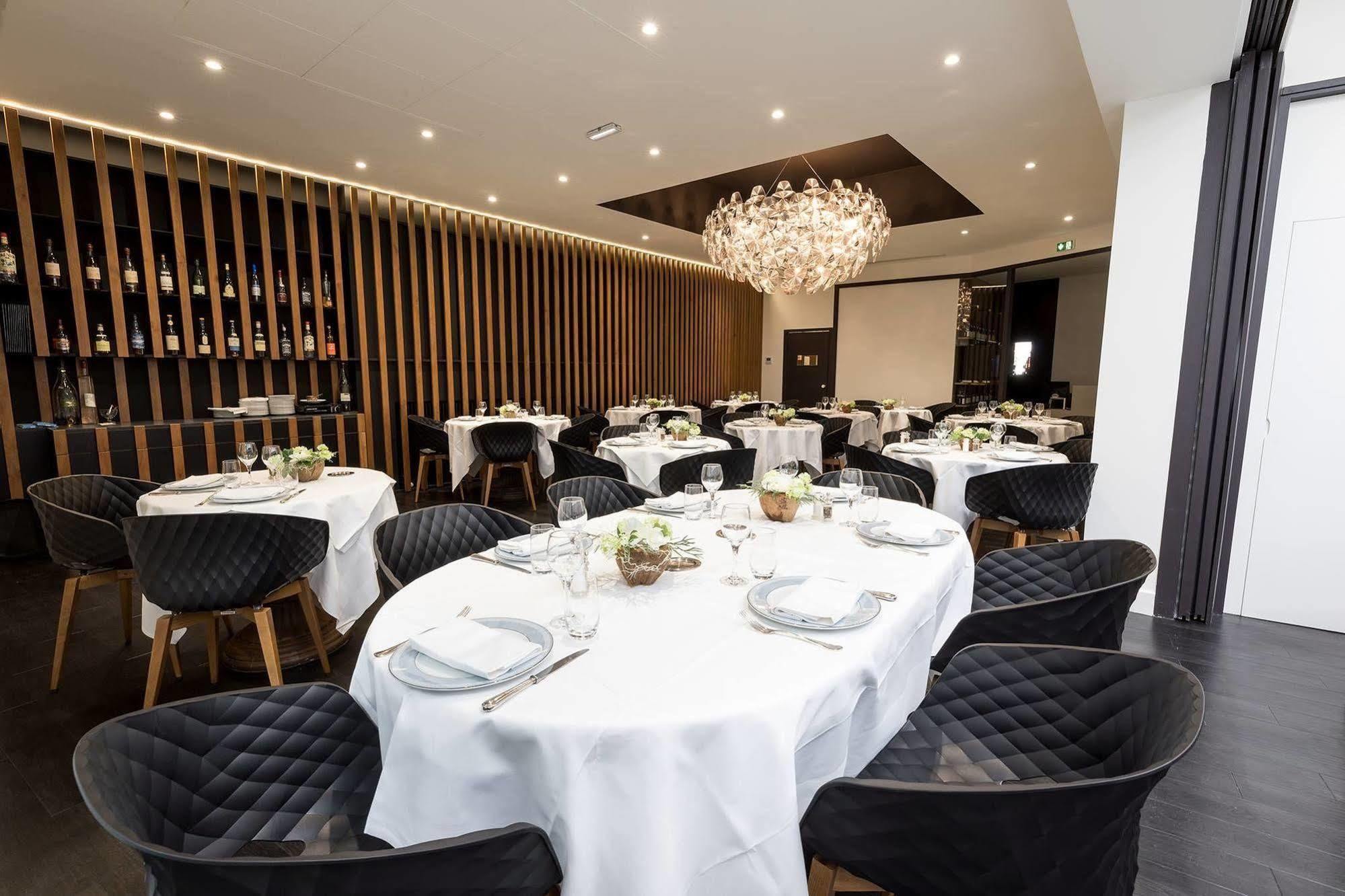 Logis Hotel Des Bourbons Montluçon Kültér fotó